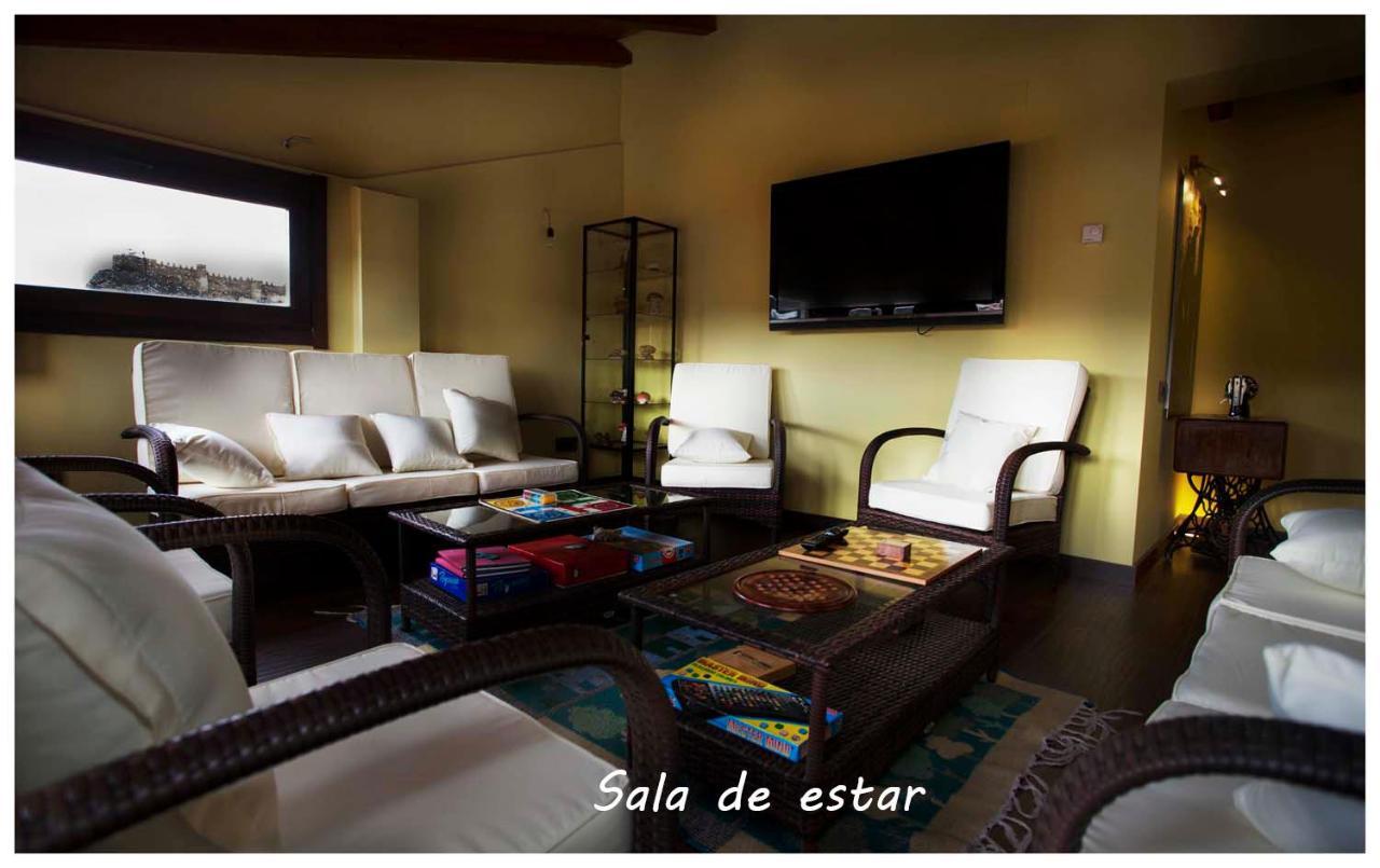 La Casa De Lucas Pension Clavijo Buitenkant foto